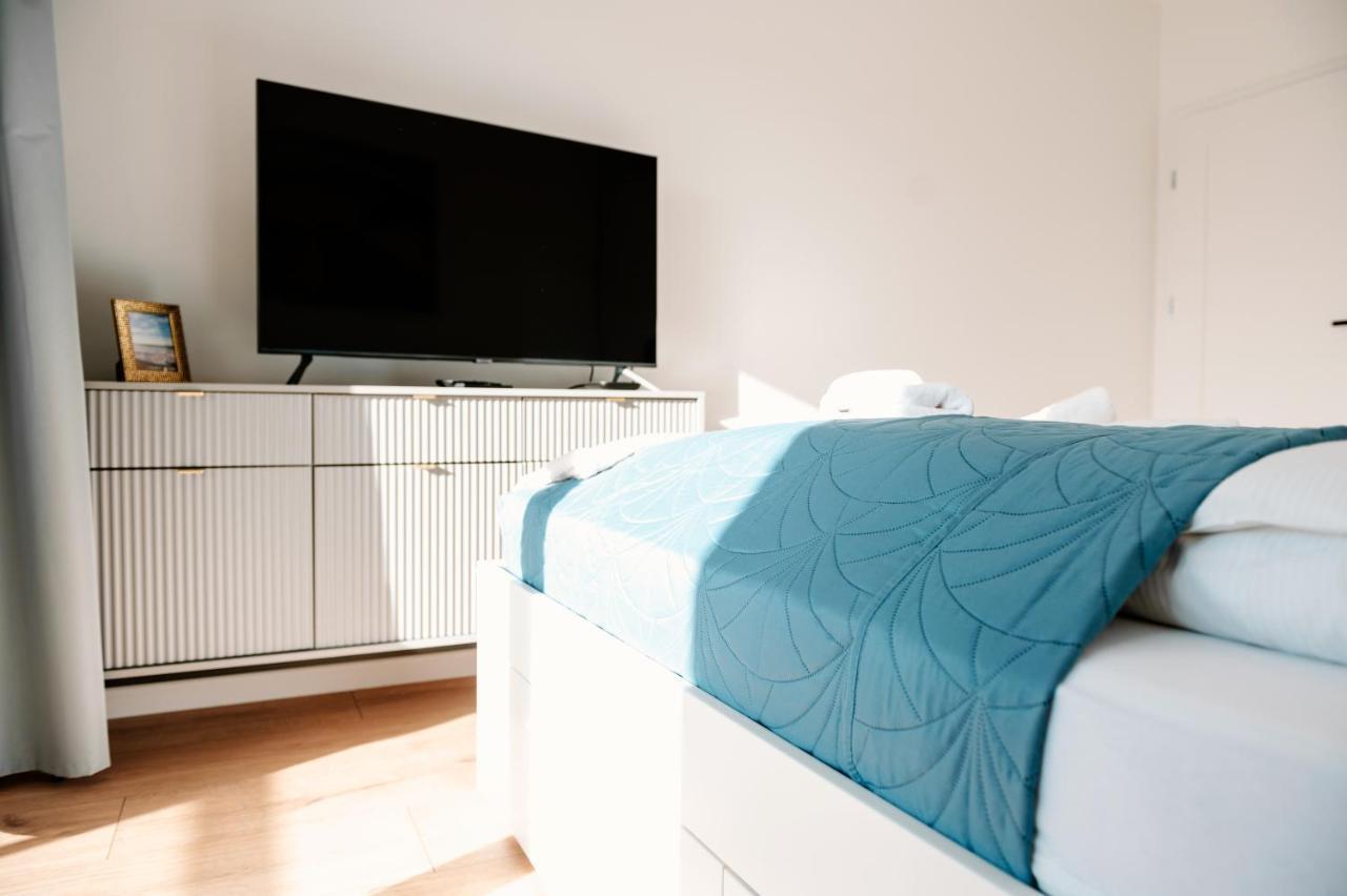 Golden Port Spa - Easy-Rent Apartments จีฟโนฟ ภายนอก รูปภาพ